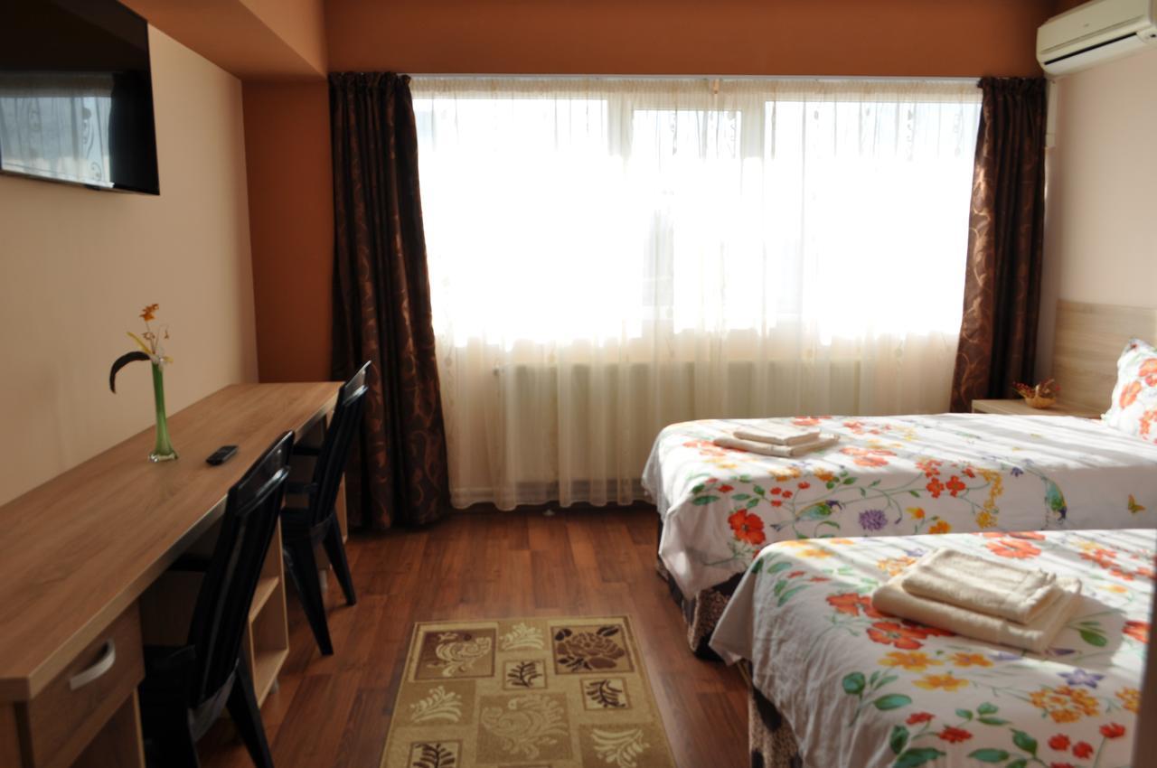 Casa Paul Hotel Galaţi Buitenkant foto