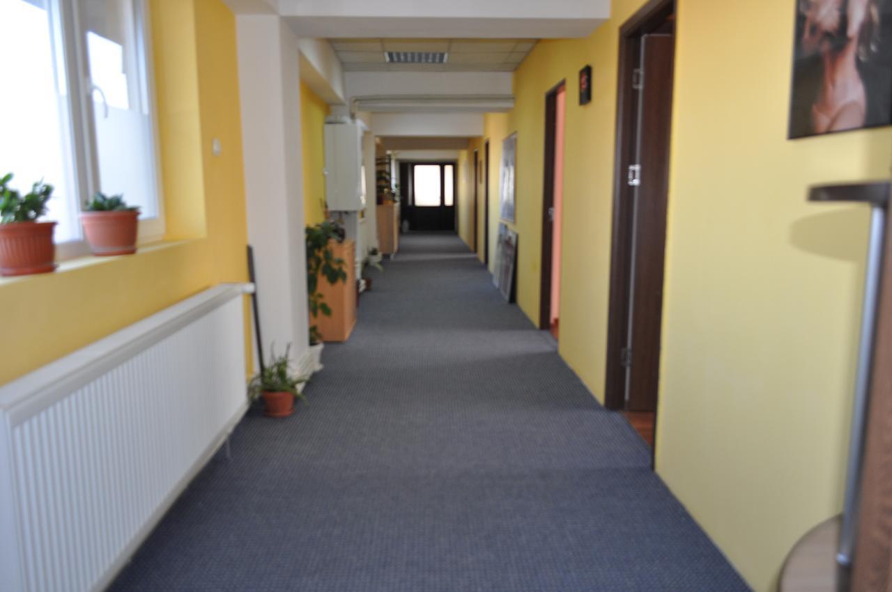 Casa Paul Hotel Galaţi Buitenkant foto