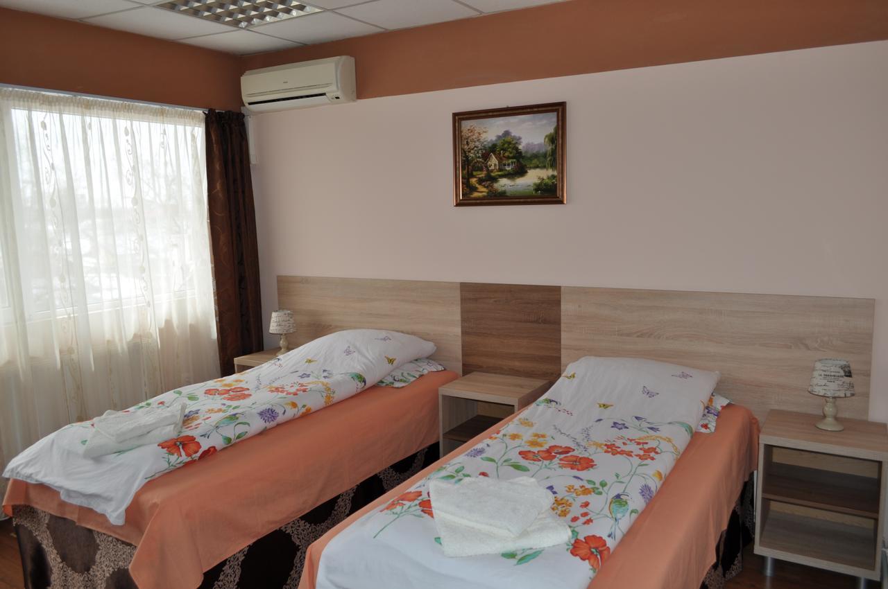 Casa Paul Hotel Galaţi Buitenkant foto
