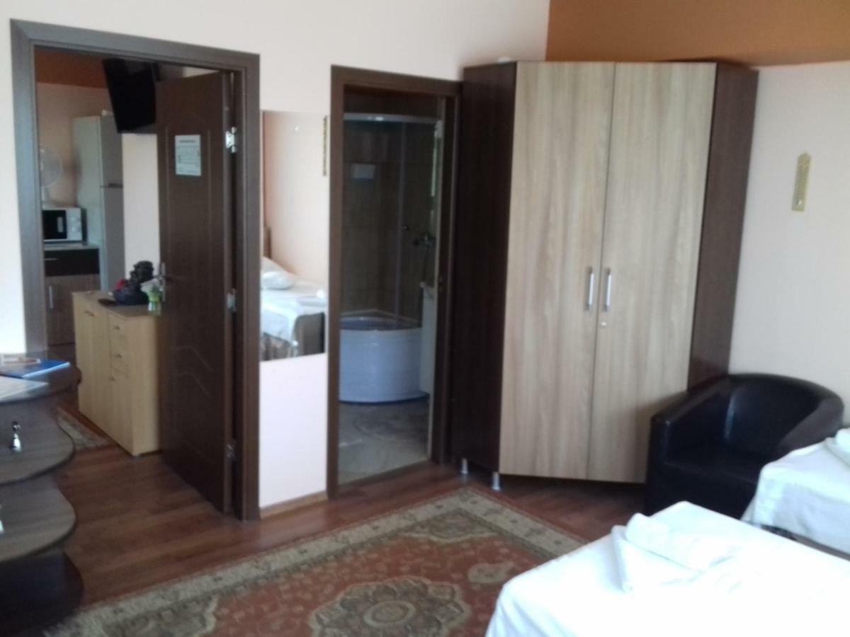 Casa Paul Hotel Galaţi Buitenkant foto