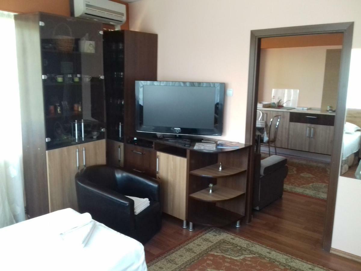 Casa Paul Hotel Galaţi Buitenkant foto